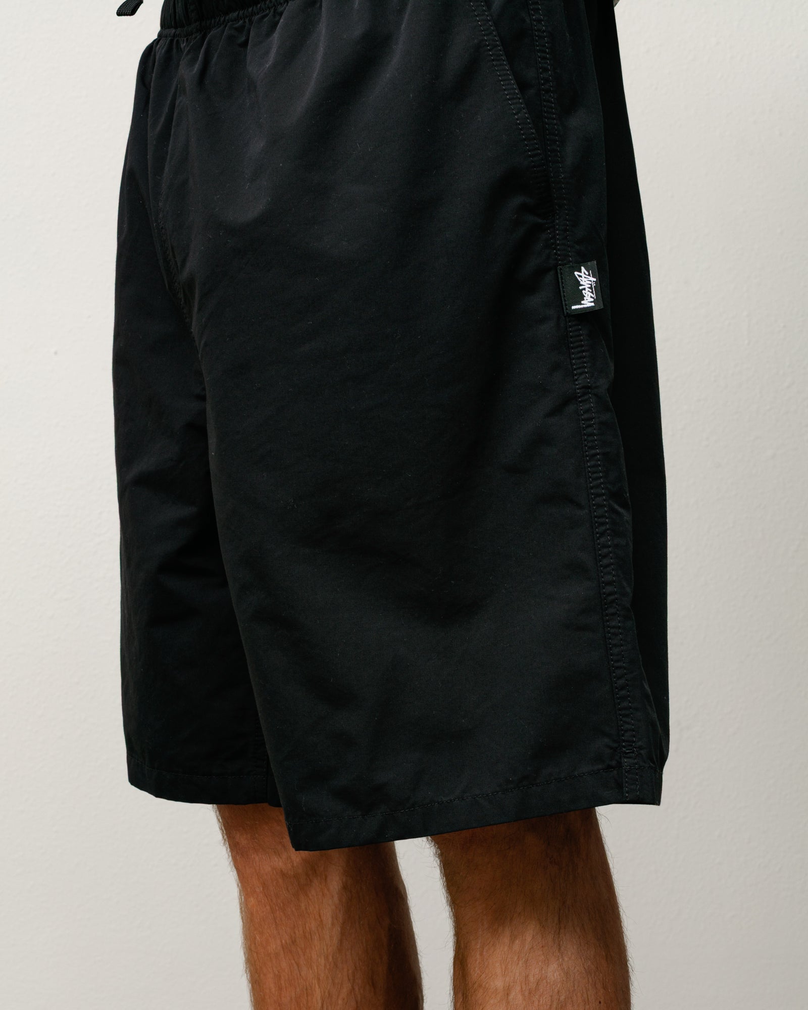 TRANSIT SHORT