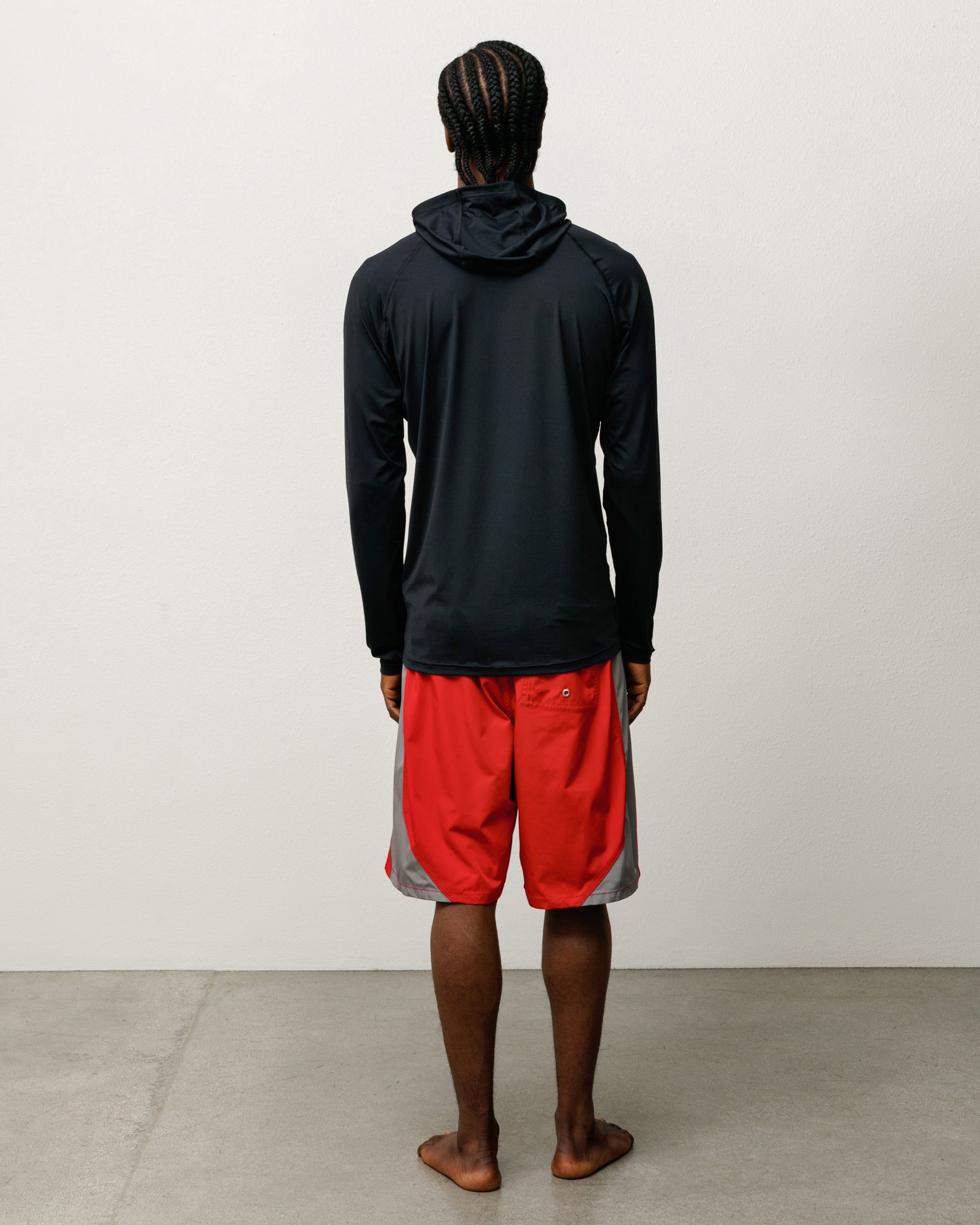 HOODED RASH GUARD