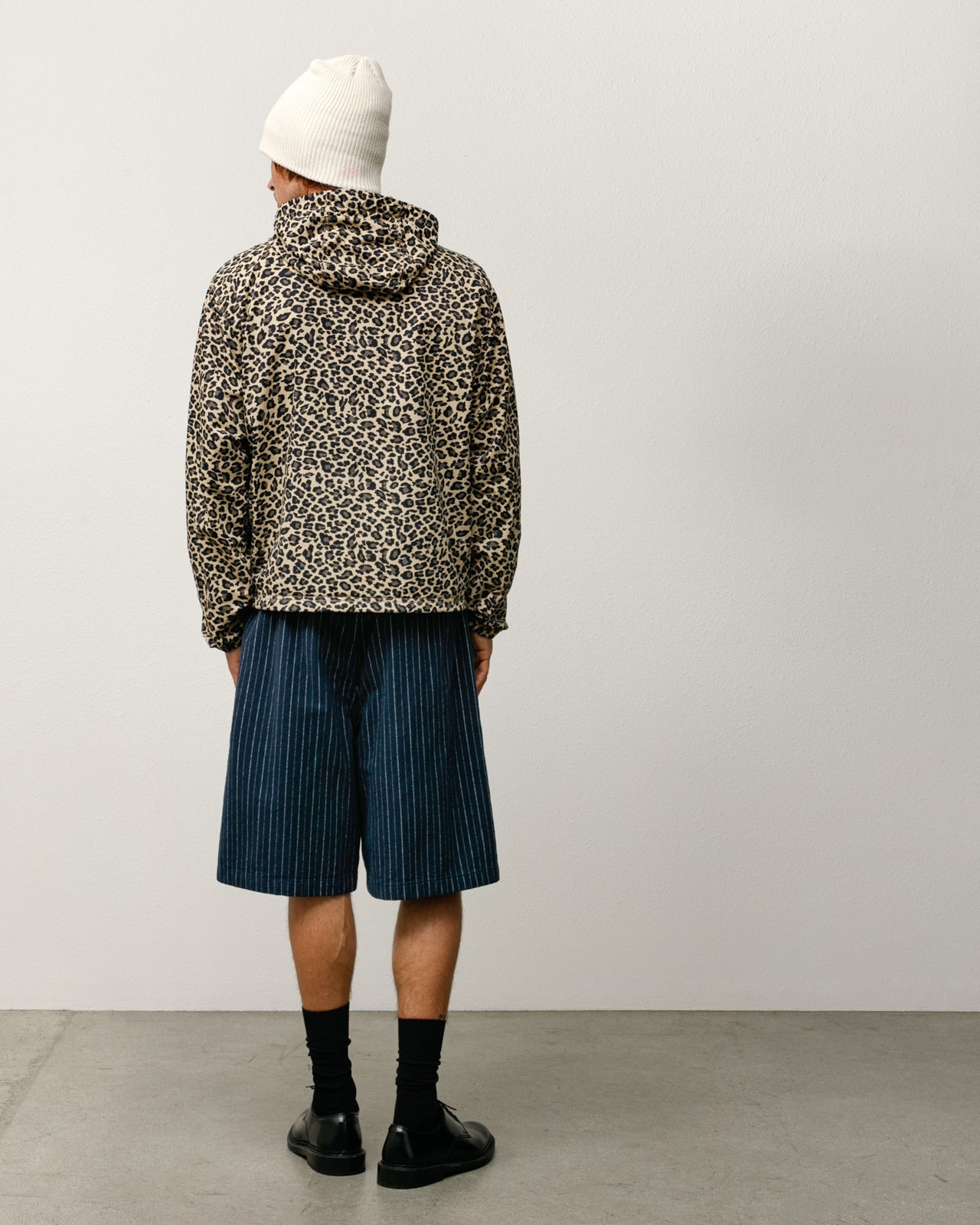 LIGHTWEIGHT HOODED JACKET