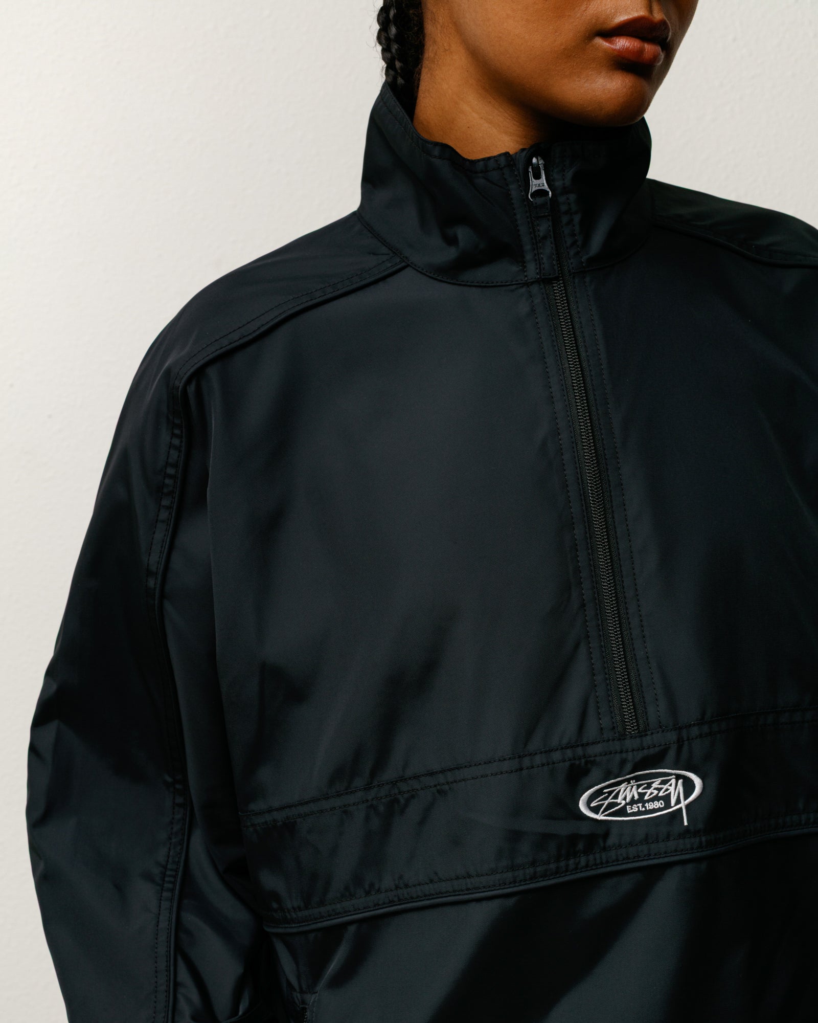 LIGHTWEIGHT PULLOVER JACKET