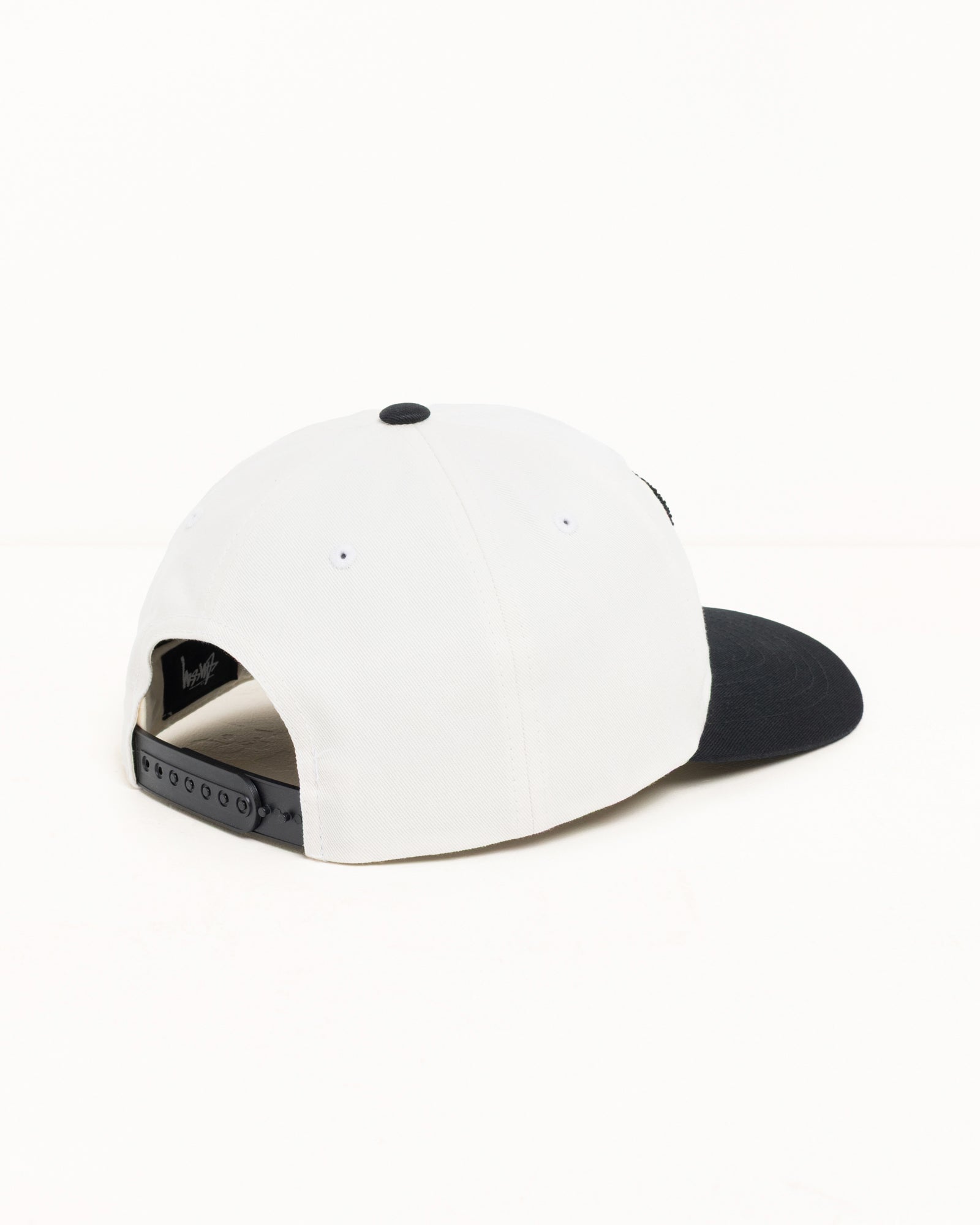 CHENILLE S SNAPBACK CAP