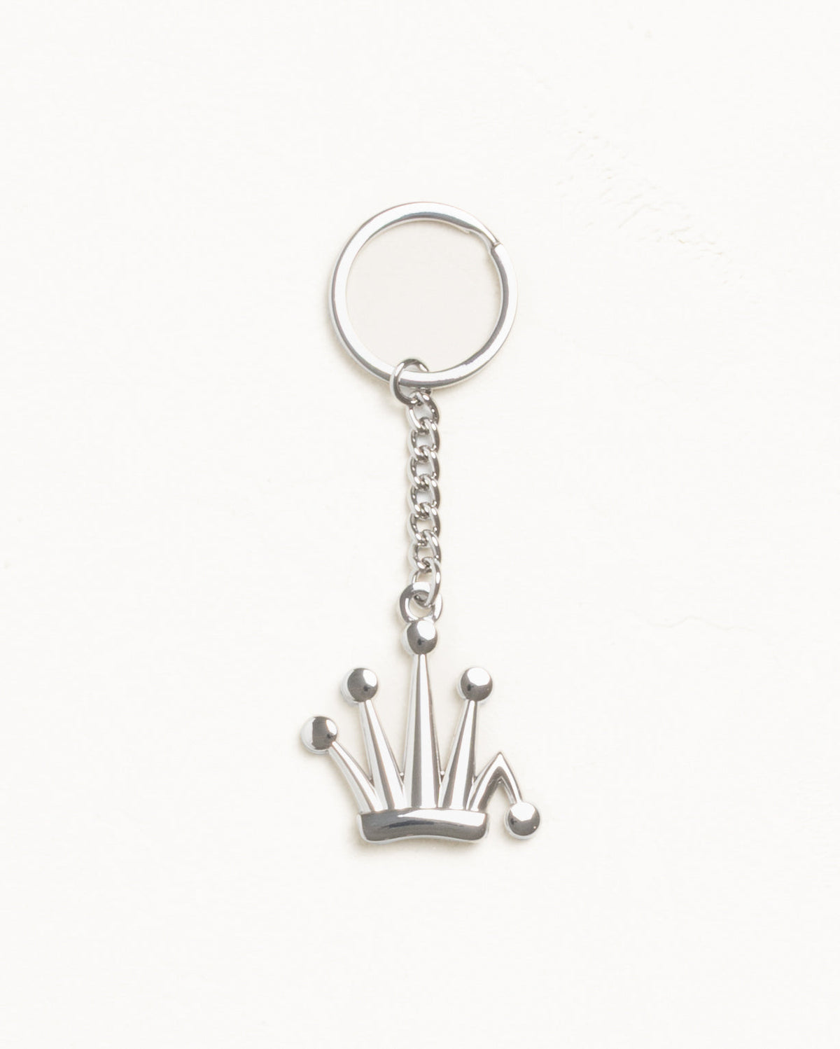 METAL BENT CROWN KEYCHAIN
